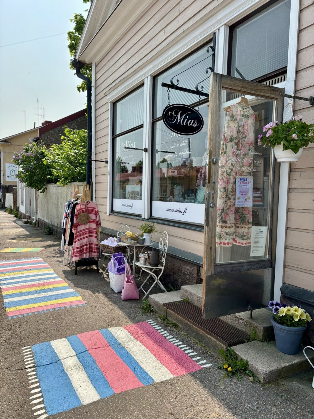 Loviisan kivijalkakaupat