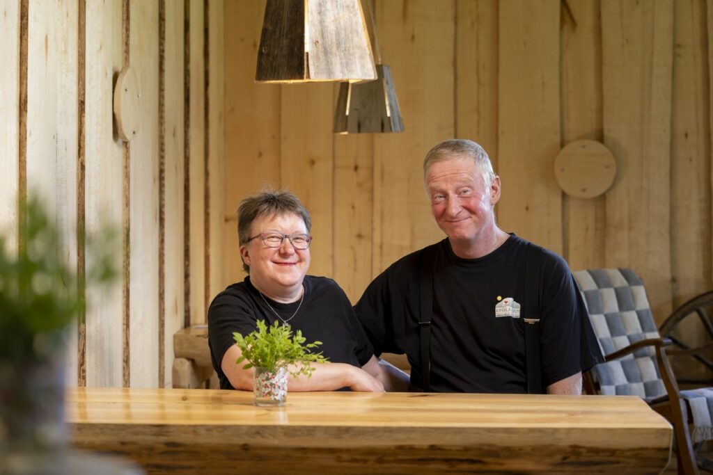 Tuula ja Jukka Ahola