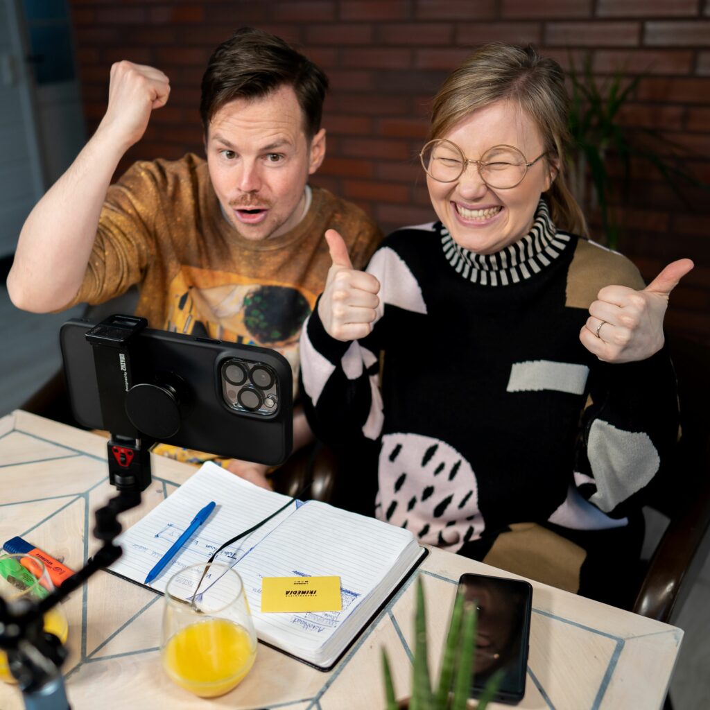 Ikilomalla-videotoimiston perustajat.