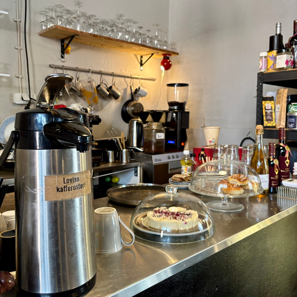Lovisa Kafferosteri myyntitiski