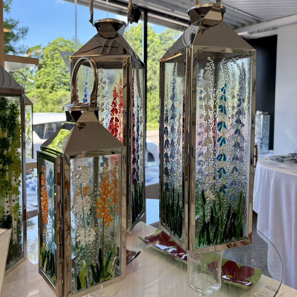 Käsintehdyt lasilyhdyt Sevenon liikkeessä